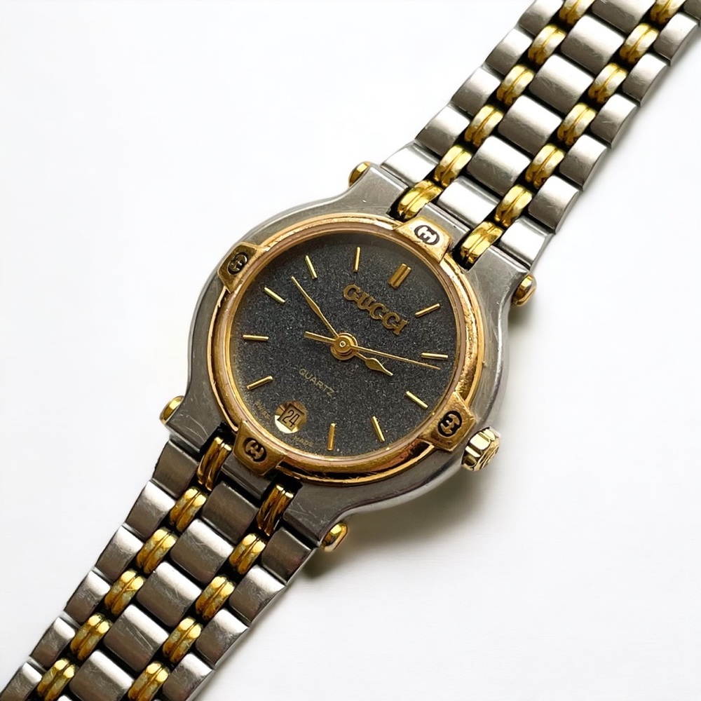 Authentic VINTAGE GUCCI 9000L Women’s Silver & Gold Tone Wrist Watch